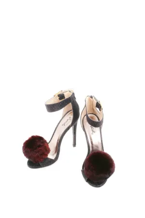 Chinchilla Fur Shoe Clips in Red